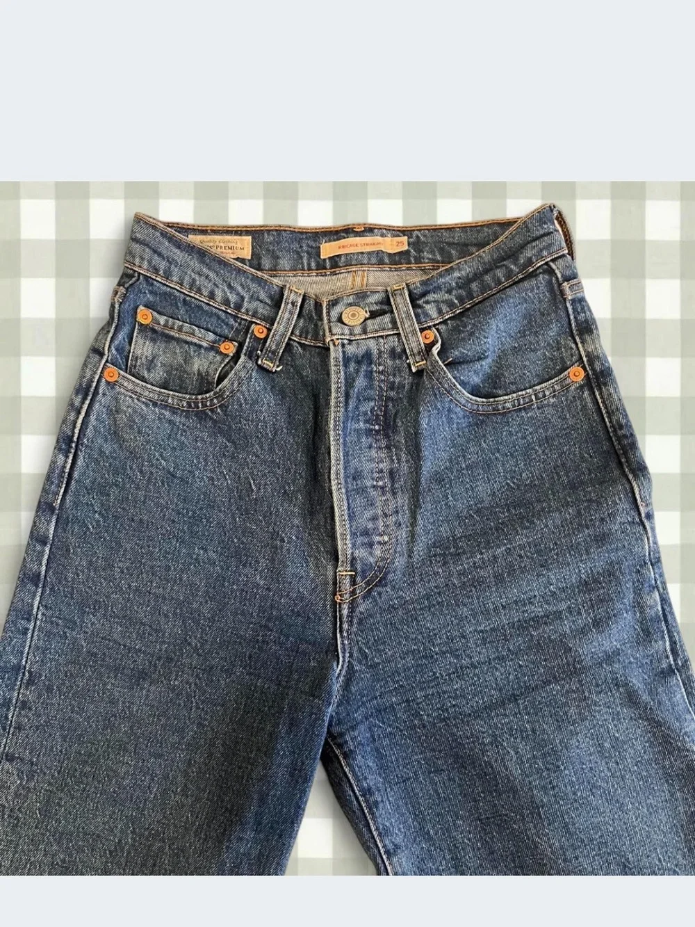 Levi’s Ribcage Straight Leg Jean size 25